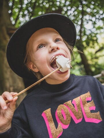 Looxs Revolution Sweatshirt in Zwart: voorkant