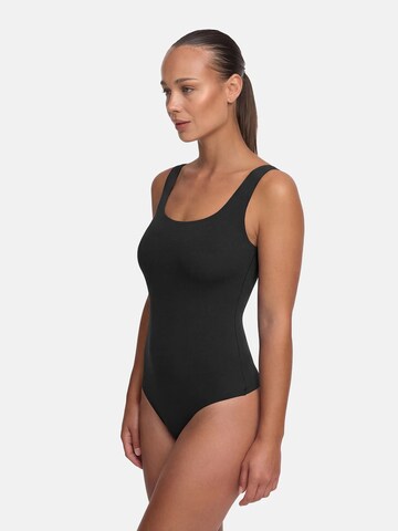 cfab (formerly creamy fabrics) - Body moldeador 'Low Back - Body' en negro