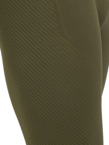 FALKE Skinny Workout Pants in Green