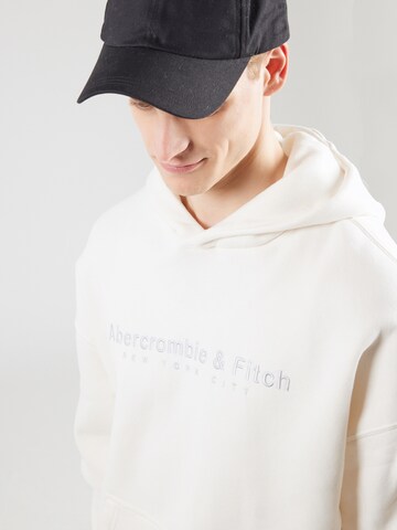 Abercrombie & Fitch Sweatshirt in White