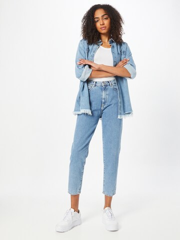 ARMEDANGELS Loosefit Jeans 'Maira' i blå