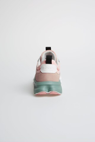 Soccx Sneakers in Pink