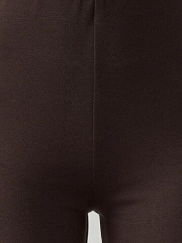 Hiccup Flared Broek in Bruin