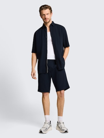 TOM TAILOR Comfort fit Button Up Shirt in Blue