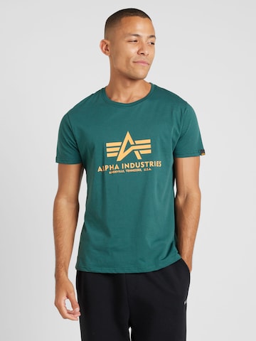 ALPHA INDUSTRIES T-Shirt in Grün: Vorderseite
