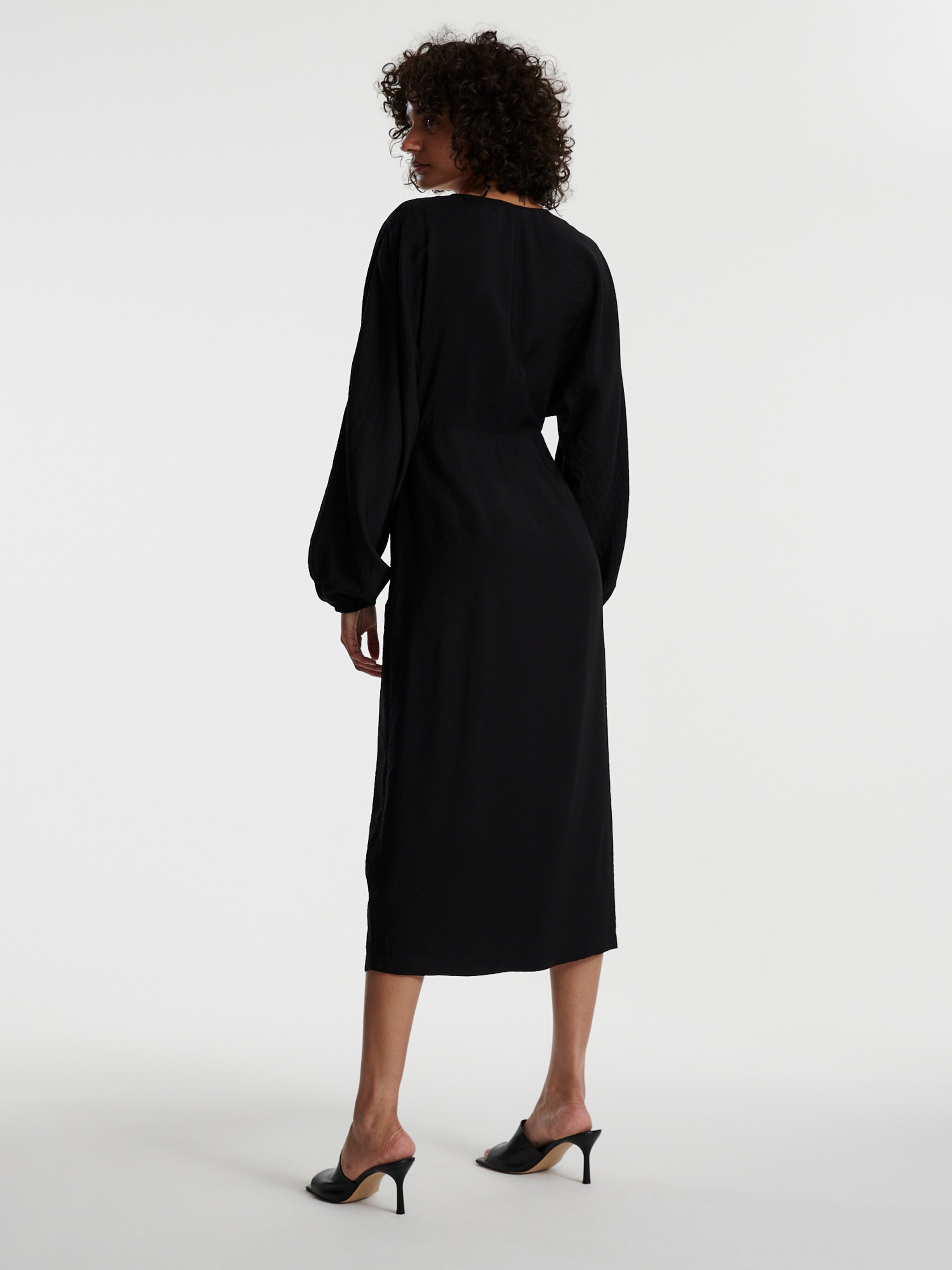 EDITED Produits Robe 'Grete' noir