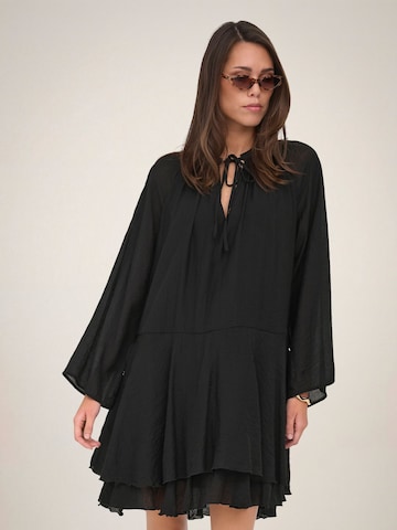 JDY Kjole 'Happer' i sort: forside