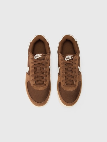 Nike Sportswear Σνίκερ 'FIELD GENERAL' σε καφέ