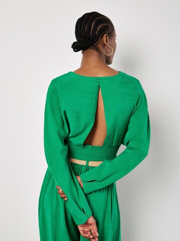 Chemisier ' ' Apricot en vert