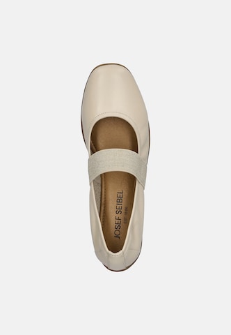 JOSEF SEIBEL Ballerina 'FENJA 25' in Beige