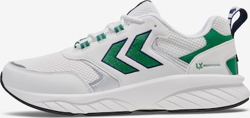 Baskets basses Hummel en blanc : devant