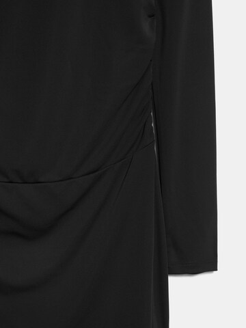 Robe Pull&Bear en noir
