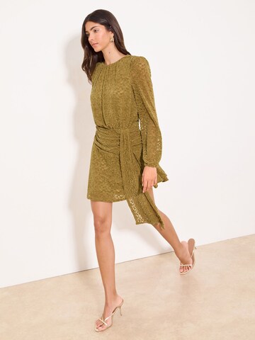 Abito di Lipsy in verde