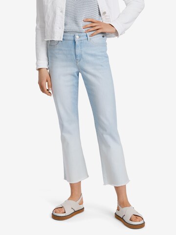 Marc Cain Flared Jeans in Blue: front