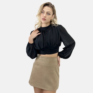 Elara Blouse in Zwart: voorkant