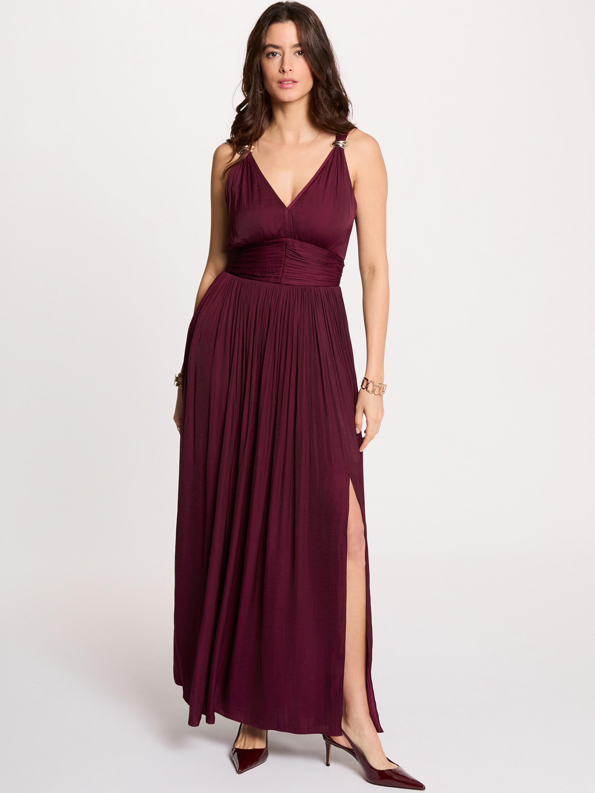 amazon uk cocktail dresses Bridesmay Bridesmaid for Women Flare Dresses V Neck Cocktail Dresses Semi Formal for Prom/Party/Date Blush M Fashion fabric group_EMBROIDERED COTTON White Boho Dress With Color:Twin Palms