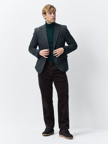 Next Regular Hose in Braun