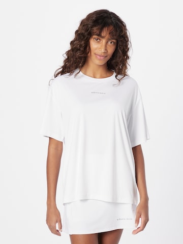 Röhnisch Performance Shirt in White: front