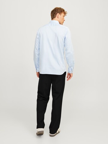 JACK & JONES Loosefit Pressveckad byxa 'JPSTKarl Banks' i svart