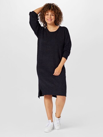 Fransa Curve Stickad klänning 'Sandy' i svart