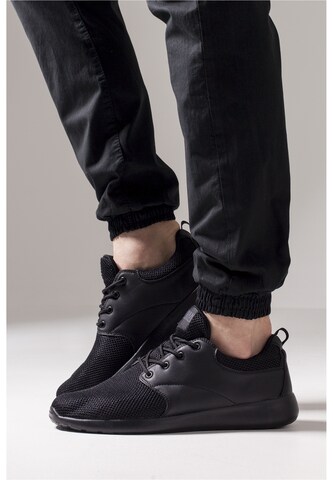 Baskets basses 'Light Runner' Urban Classics en noir