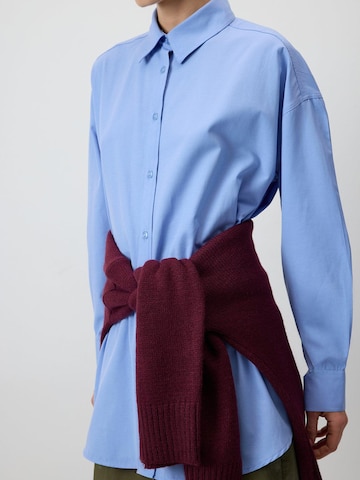 Touché Privé - Camiseta 'Oversized Poplin Shirt' en azul