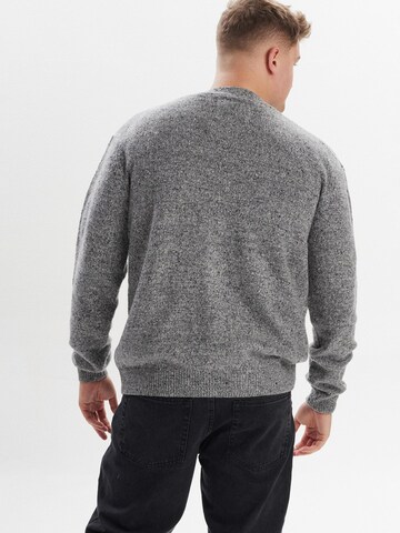 Dxnmxrk Gebreid vest 'DXFranker' in Grijs