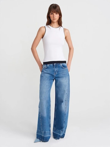Dilvin - Blusa em branco