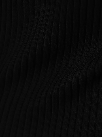 Marie Lund Sweater in Black