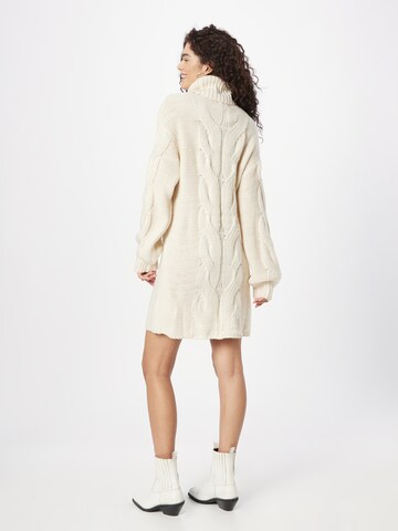 Robes en maille NA-KD en blanc