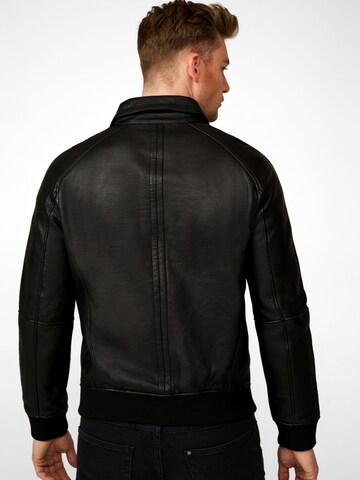 Veste mi-saison 'Ben' RICANO en noir