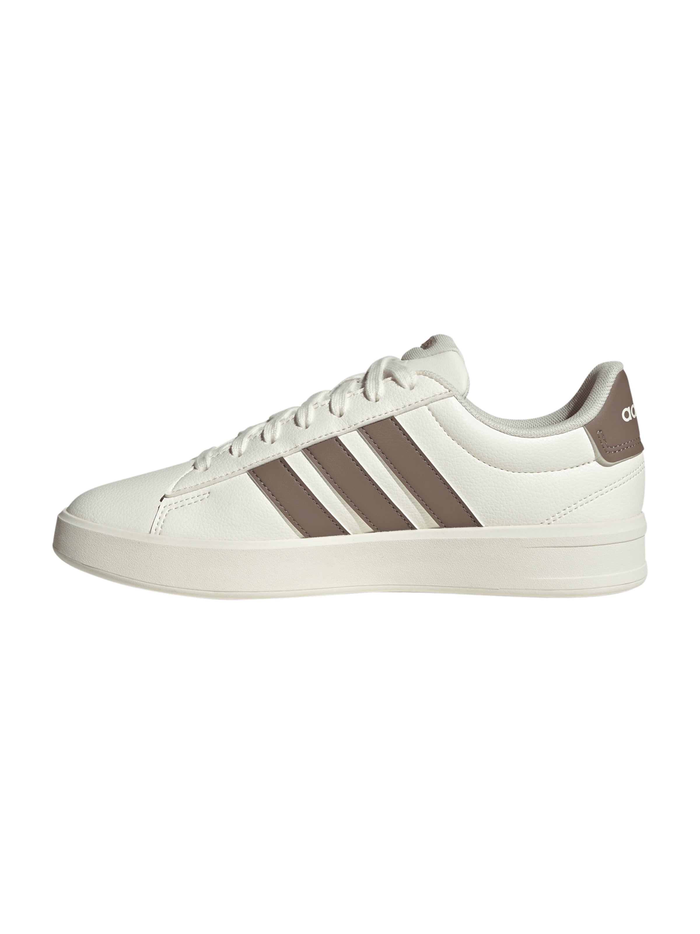 Baskets basses 'GRAND COURT 3.0' ADIDAS SPORTSWEAR en blanc