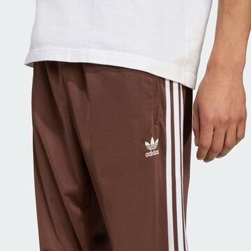 ADIDAS ORIGINALS regular Sportsbukser 'Adicolor Classics Firebird' i brun