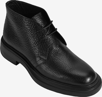 Desa Boots in Black: front
