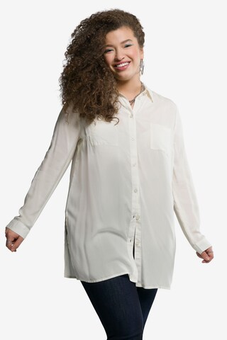 Studio Untold Blouse in Beige: front