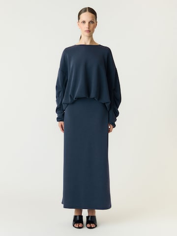 Gonna 'YASCoze' di YAS in blu