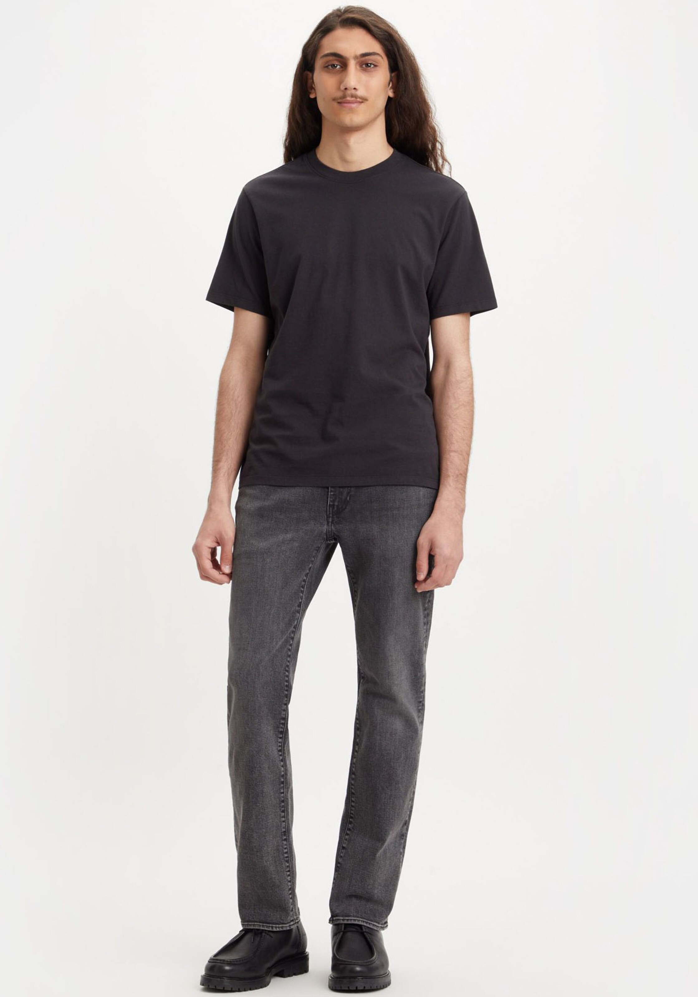 LEVI'S ® Regular Jeans in Black