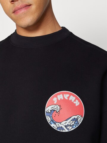 ALPHA INDUSTRIES Свитшот 'Japan Wave Warrior' в Черный