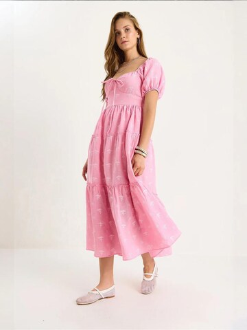 Bianco Lucci Summer dress in Pink