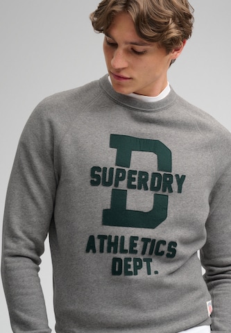 Sweat-shirt 'Athletic' Superdry & Co en gris