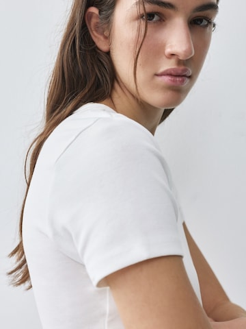 Pull&Bear Тениска в бяло