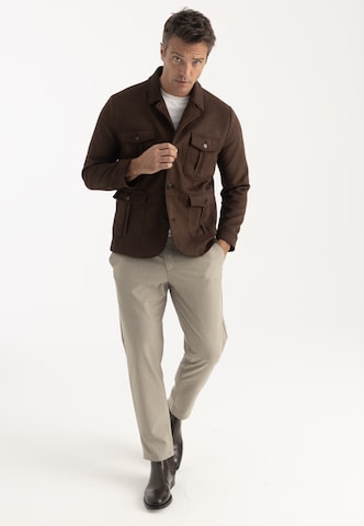 Felix Hardy Between-season jacket in Brown