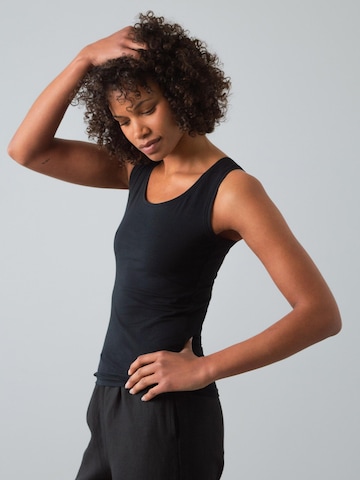Honest Basics Top in Zwart