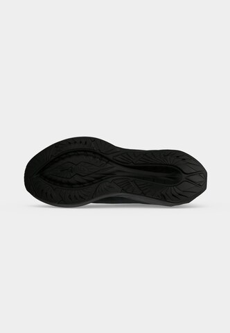 Chaussure de course 'Dynablast 6' ASICS en noir