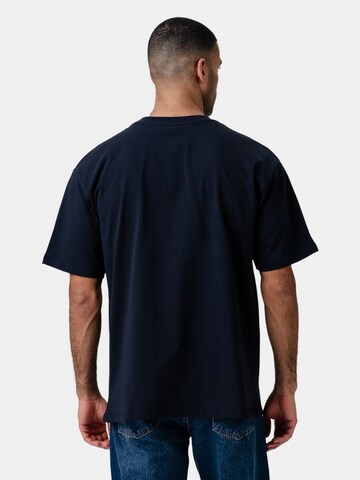 TEESHOPPEN Shirt in Blue