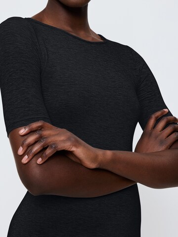 T-shirt ' Beauty Layers ' TRIUMPH en noir