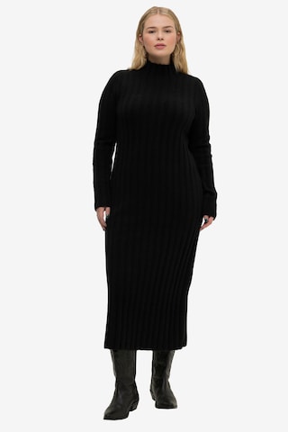 Studio Untold Gebreide jurk in Zwart: voorkant