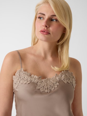GUESS Top in Beige
