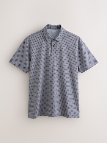 Tricou de la Next pe verde