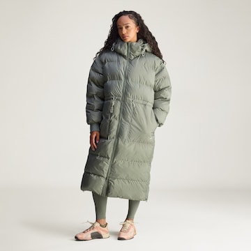 ADIDAS BY STELLA MCCARTNEY Outdoormantel in Grün: Vorderseite